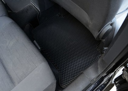 Коврики на Volkswagen Touran 2003 - 2015 в Омске