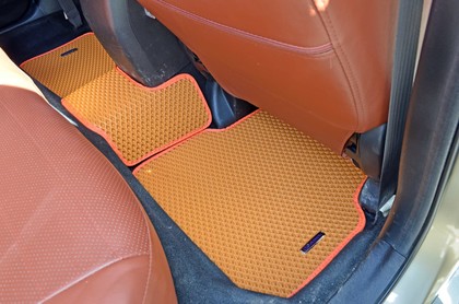 Коврики на Subaru Forester III 2007 - 2013 в Омске
