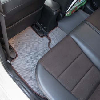 Коврики на Honda Fit Shuttle 2011 - 2015 в Омске