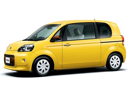 Коврики на Toyota Porte II 2012 - 2020 в Омске