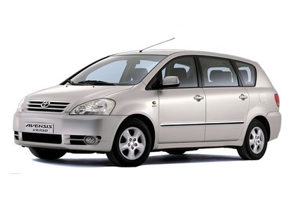Коврики на Toyota Avensis Vesro II 2001 - 2009 в Омске