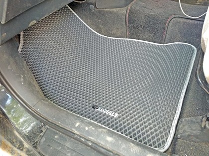 EVA коврики на Toyota Wish I 2003 - 2009 в Омске
