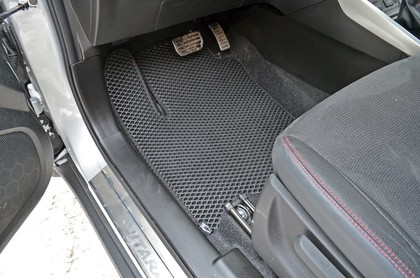 Коврики на Suzuki Vitara 2014 - 2025 в Омске