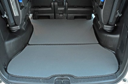 Коврики на Nissan Serena (C26) 2010 - 2016 в Омске