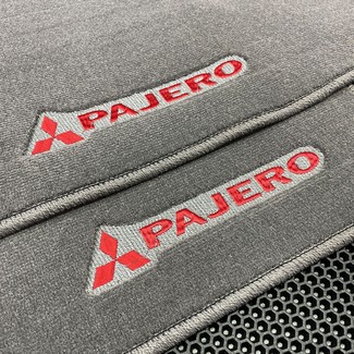 Коврики на Mitsubishi Pajero IV 2006 - 2021 в Омске