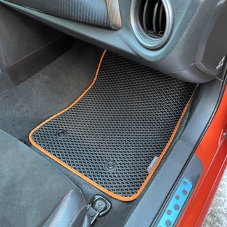 Коврики на Subaru BRZ 2012 - 2020 в Омске