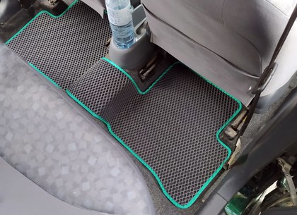 Коврики на Toyota Echo 1999 - 2006 в Омске