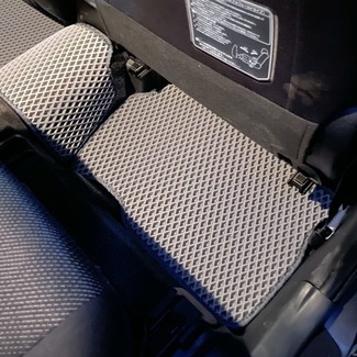 Ворсовые коврики на Toyota Wish II 2009 - 2017 в Омске