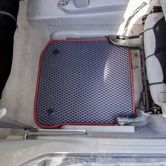 Ворсовые коврики на Volkswagen Beetle (A4) 1997 - 2007 в Омске Ворсовые коврики на Volkswagen Beetle (A4) 1997 - 2007 в Омске