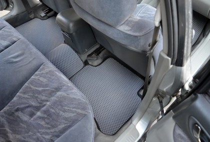 Ворсовые коврики на Mitsubishi Galant VIII 1996 - 2005 в Омске