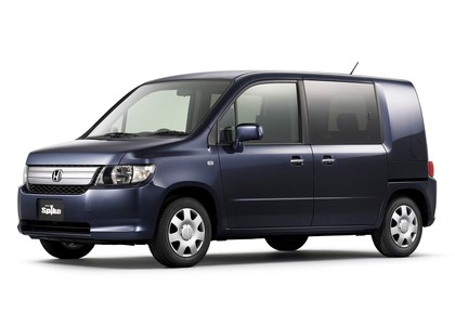 Коврики на Honda Mobilio Spike 2002 - 2008 в Омске
