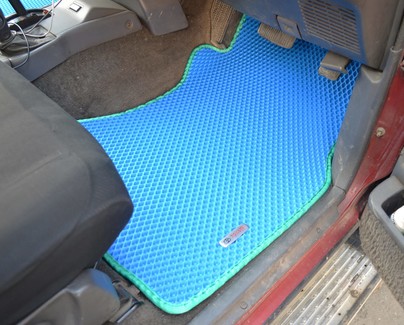 Коврики на Toyota Hilux Surf II 1989 - 1995 в Омске
