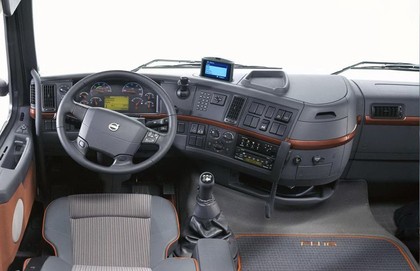 Коврики на Volvo FH II (FH12, FH13, FH16) 2001 - 2012 в Омске