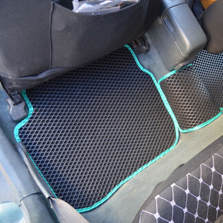 Ворсовые коврики на Toyota Cynos (L50) 1995 - 1999 в Омске Ворсовые коврики на Toyota Cynos (L50) 1995 - 1999 в Омске