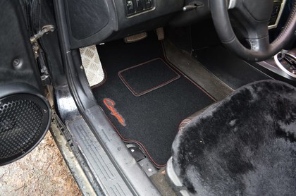 Коврики на Hyundai Tiburon II 2001 - 2009 в Омске