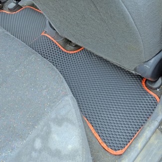 Коврики на Hyundai Accent 1999 - 2012 в Омске