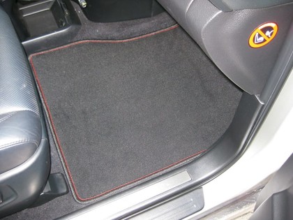 Ворсовые коврики на Lexus RX II 2003 - 2009 в Омске