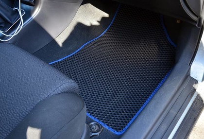EVA коврики на Toyota Avensis II 2002 - 2008 в Омске