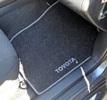 Коврики на Toyota Rav4 III 2006 - 2013 в Омске