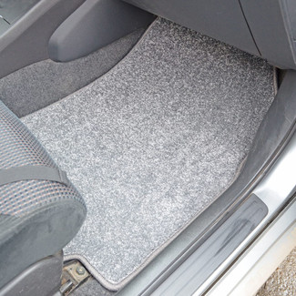 Ворсовые коврики на Nissan Tiida (C11) 2004 - 2014 в Омске