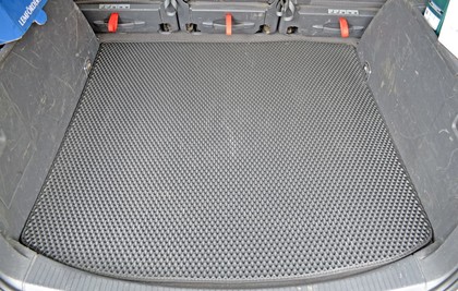 Коврики на Volkswagen Touran 2003 - 2015 в Омске
