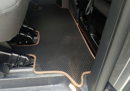 Коврики на Volkswagen Caravelle (T6) 2015 - 2019 в Омске