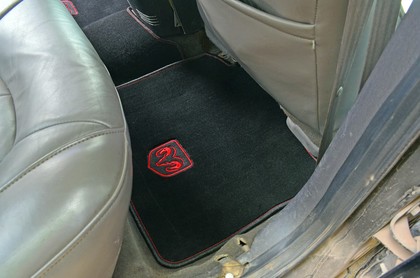 Коврики на Dodge Intrepid II 1997 - 2004 в Омске