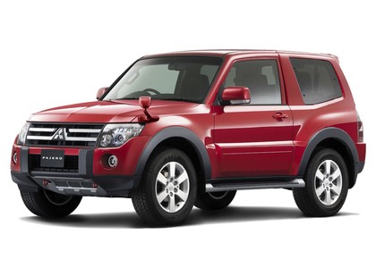 Коврики на Mitsubishi Pajero IV 2006 - 2021 в Омске