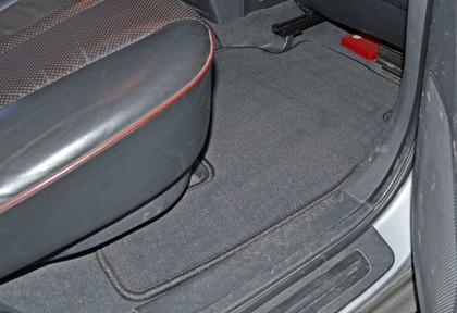 Ворсовые коврики на Hyundai Santa Fe II 2005 - 2012 в Омске