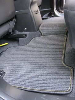 Коврики на Suzuki Grand Vitara III 2005 - 2016 в Омске