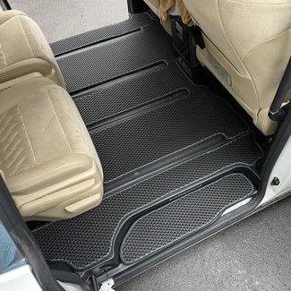 Ворсовые коврики на Toyota Vellfire (H30) 2015 - 2023 в Омске