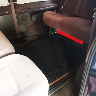 Ворсовые коврики на Toyota Hiace (H100) 1989 - 2005 в Омске