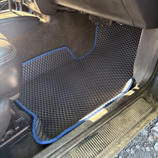 Ворсовые коврики на Jeep Grand Cherokee (ZJ) 1992&nbsp;-&nbsp;1999 в Омске