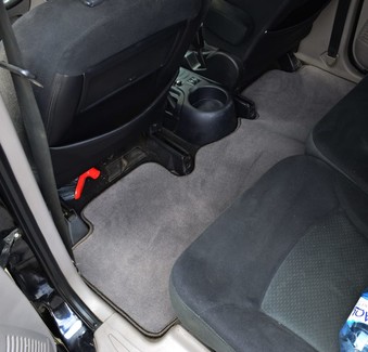 Коврики на Mitsubishi Grandis 2003 - 2009 в Омске