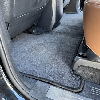 Ворсовые коврики на KIA Mohave 2008 - 2026 в Омске Ворсовые коврики на KIA Mohave 2008 - 2026 в Омске