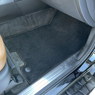 Ворсовые коврики на KIA Mohave 2008 - 2026 в Омске Ворсовые коврики на KIA Mohave 2008 - 2026 в Омске