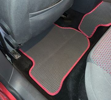 Коврики на Seat Leon II 2005 - 2013 в Омске