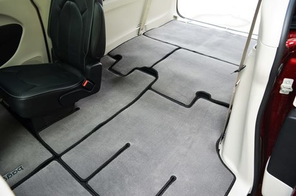 Коврики на Chrysler Pacifica II 2016 - 2025 в Омске