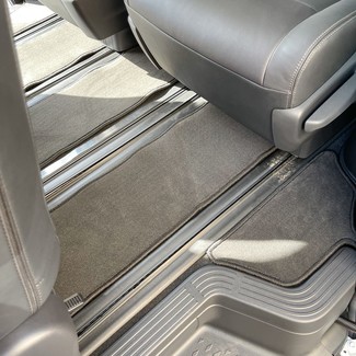 EVA коврики на Toyota Hiace (H300) 2019 - 2025 в Омске