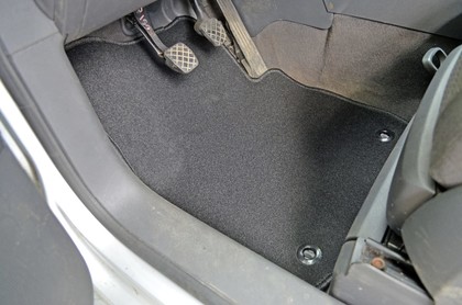 Коврики на Volkswagen Touran 2003 - 2015 в Омске