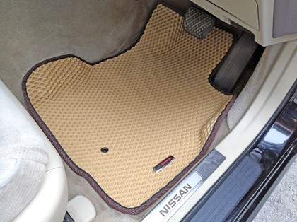 Ворсовые коврики на Nissan Fuga (Y50) 2004 - 2009 в Омске