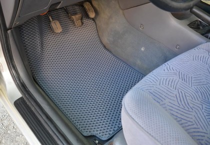 EVA коврики на Toyota Avensis I 1997 - 2002 в Омске