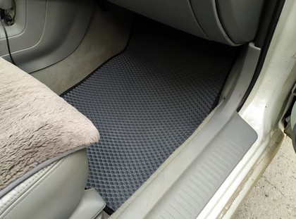 Ворсовые коврики на Mitsubishi Galant VIII 1996 - 2005 в Омске