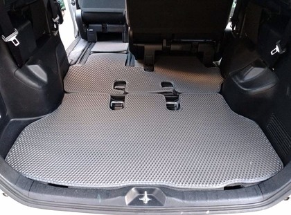 Коврики на Toyota Voxy (R80) 2014 - 2021 в Омске