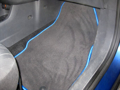 Ворсовые коврики на Opel Corsa D 2006 - 2014 в Омске Ворсовые коврики на Opel Corsa D 2006 - 2014 в Омске