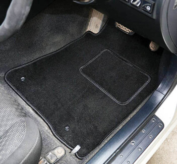 Ворсовые коврики на Lexus IS I 1998 - 2005 в Омске Ворсовые коврики на Lexus IS I 1998 - 2005 в Омске