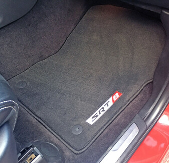 Ворсовые коврики на Jeep Grand Cherokee (WK2) 2010 - 2022 в Омске Ворсовые коврики на Jeep Grand Cherokee (WK2) 2010 - 2022 в Омске