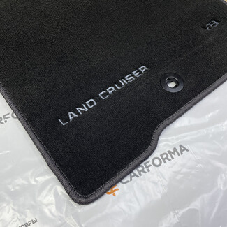 Ворсовые коврики на Toyota Land Cruiser Prado 120 2002 - 2009 в Омске Ворсовые коврики на Toyota Land Cruiser Prado 120 2002 - 2009 в Омске
