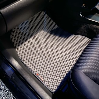 Ворсовые коврики на Toyota Wish II 2009 - 2017 в Омске