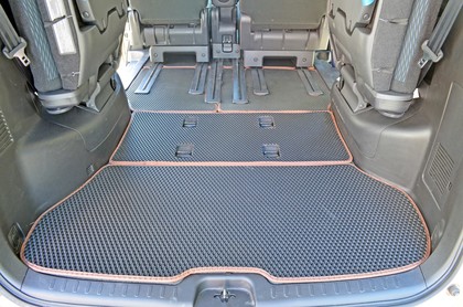 Коврики на Nissan Serena (C26) 2010 - 2016 в Омске